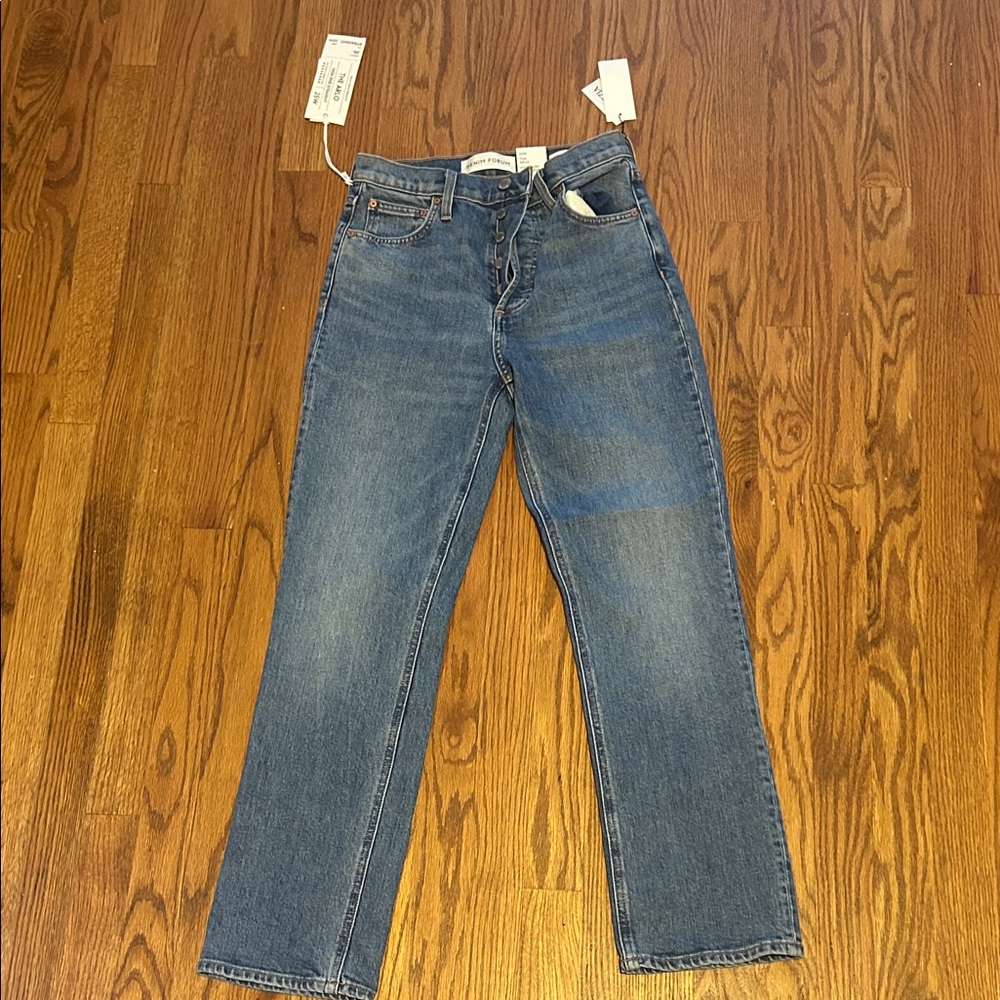 Denim Forum “THE ARLO” High Rise Straight 28L (Aritzia)